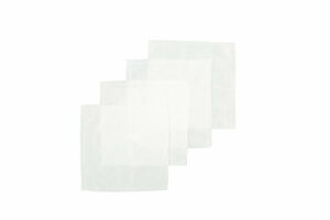Set of 4 Filters Child Mask - White - مجموعة من 4 فلاتر بيضاء للأطفال Keep your child protected and stylish with our washable and reusable mask filters.